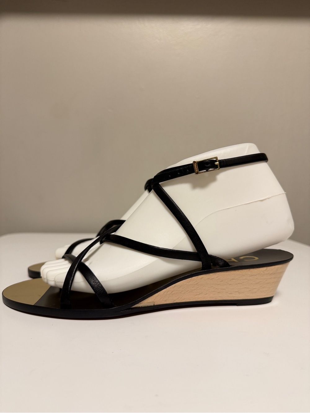 CHANEL BLACK LEATHER ANKLE STRAP SANDALS Women’s EU 39 US 9 - Picture 1 of 10